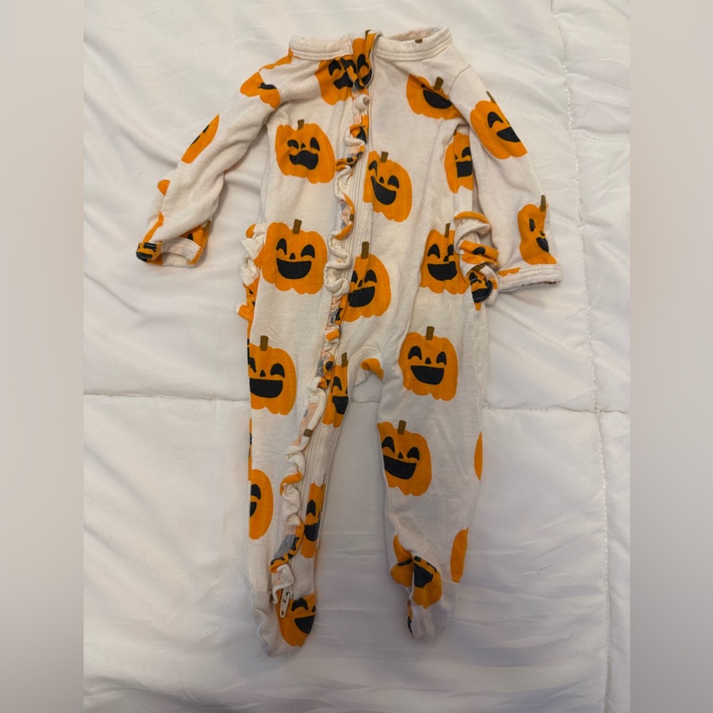 Spearmint Love Bamboo sleeper jack-o’-lantern print size newborn - Picture 1 of 4